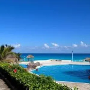 Neat Beachfront At Brisas Apartment